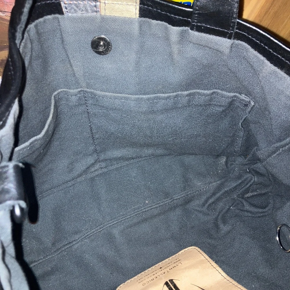 Lynn Tallerico black leather bag with gold and silver racing stripes - Picture 8 of 9